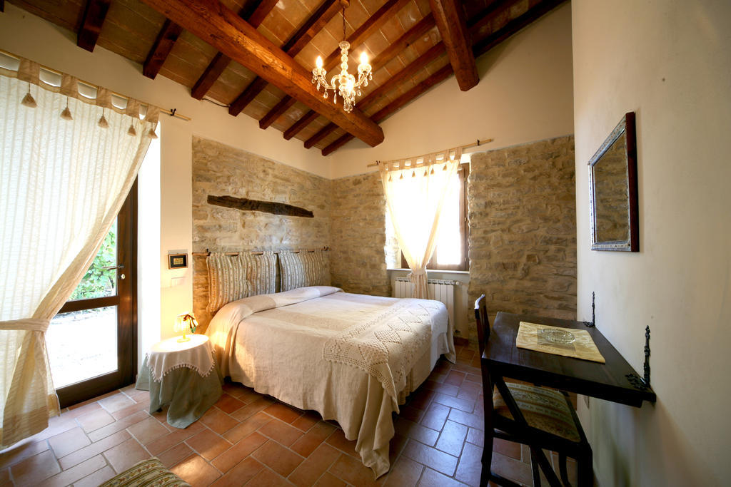 Agriturismo Borgo San Benedetto Villa Pietralunga  Habitación foto